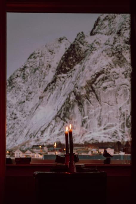 Reine Front View - Mountain & Seaview Exterior foto